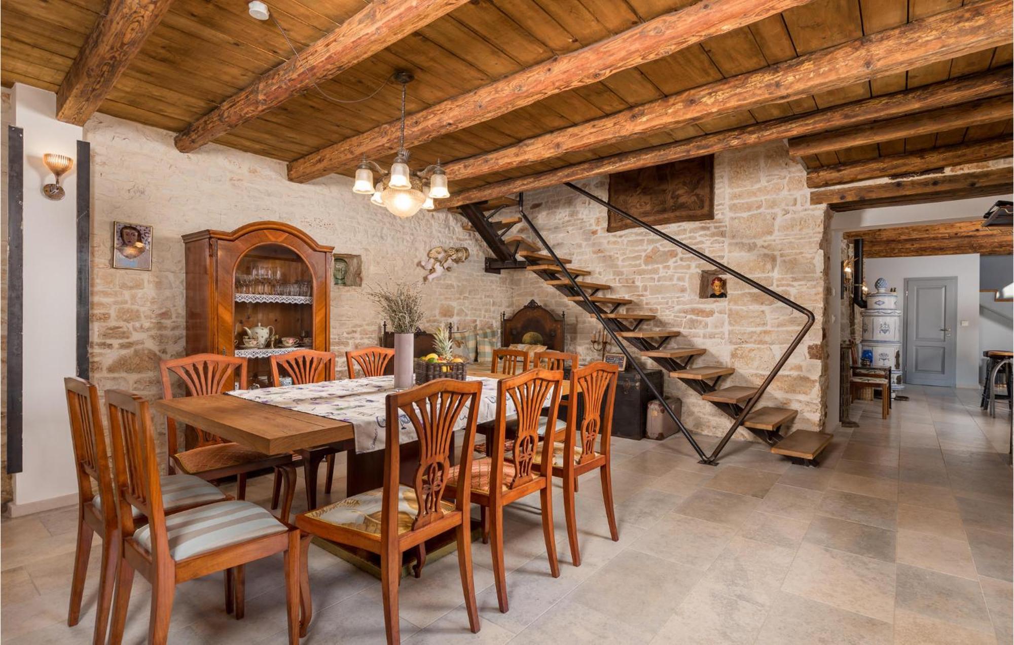 Amazing Home In Foli With Kitchen Extérieur photo